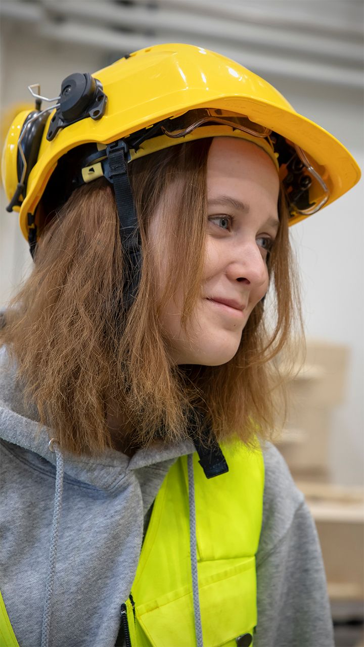 Talonrakennusopiskelija Henna Randell 
